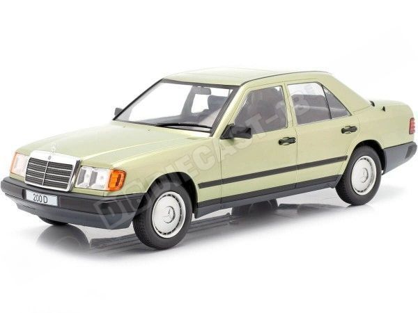 1984 Mercedes-Benz 200E Limousine W124 Verde Claro Metalizado 1:18 ...