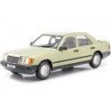 1984 Mercedes-Benz 200E Limousine W124 Verde Claro Metalizado 1:18 ...