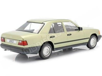 1984 Mercedes-Benz 200E Limousine W124 Verde Claro Metalizado 1:18 ... 2