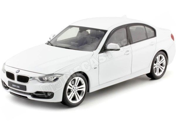 2012 BMW Serie 3 (F30) 335i Blanco 1:18 Welly 18043