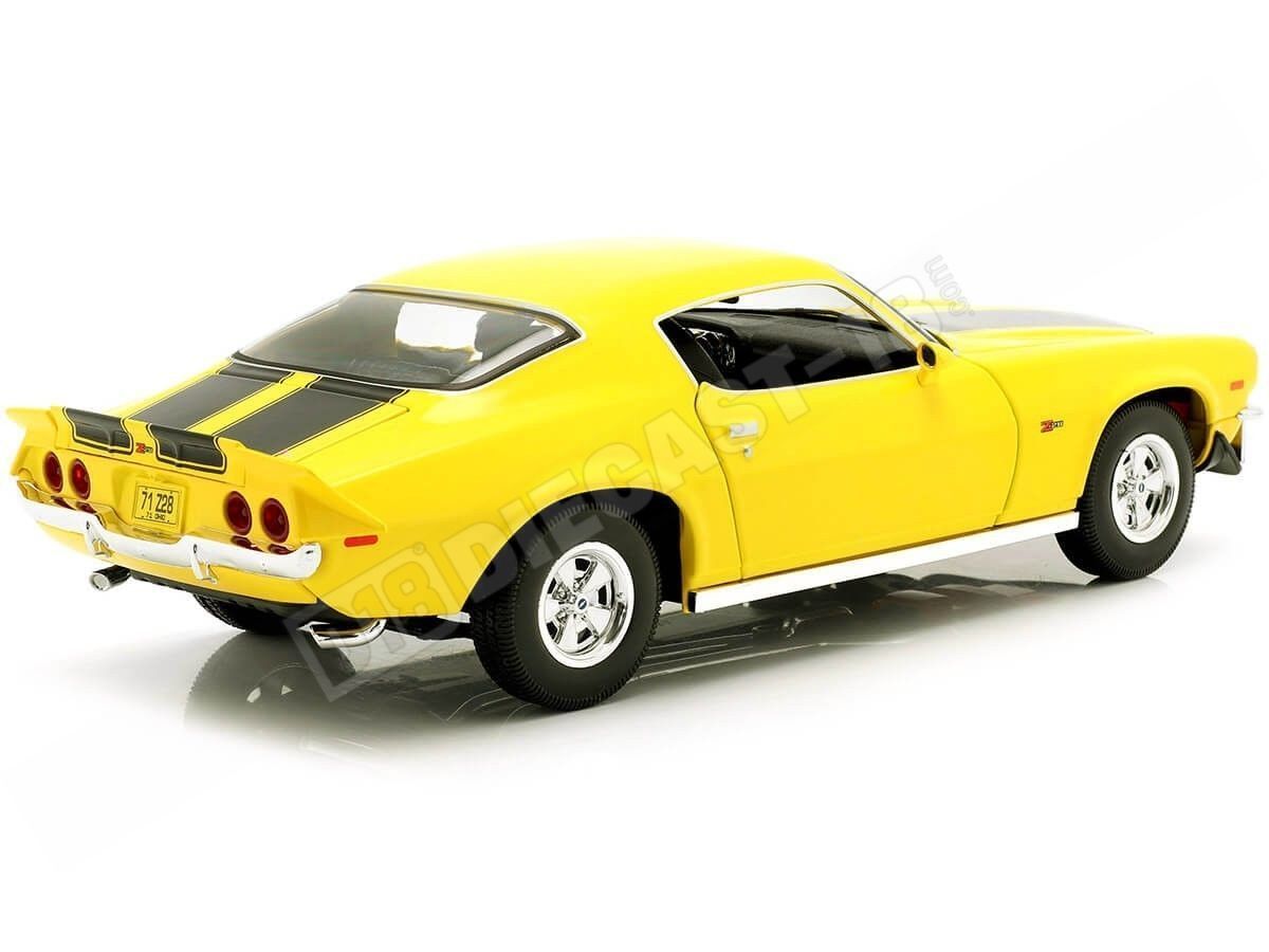 1971 Chevrolet Camaro Amarillo 1:18 Maisto 31131