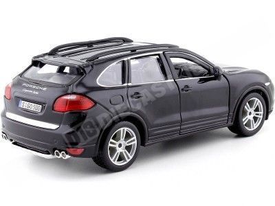 2018 Porsche Cayenne Turbo Negro 1:24 Bburago 21056 2