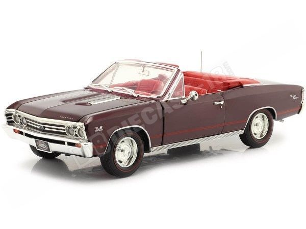 1967 Chevrolet Chevelle SS Convertible Granate 1:18 Auto World AMM1244