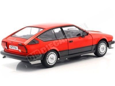 1984 Alfa Romeo GTV6 Rojo 1:18 Solido S1802301 2