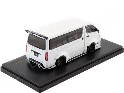 2018 Toyota Hiace Widebody Blanco 1:43 IXO Models MOC323 2