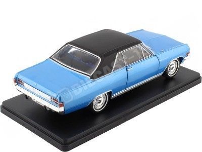 copy of 1965 Opel Diplomat A V8 Coupé Plata/Negro 1:24 WhiteBox 124082 2