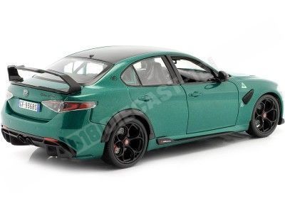 2020 Alfa Romeo Giulia GTAm Verde Montreal Metalizado 1:18 Bburago ... 2