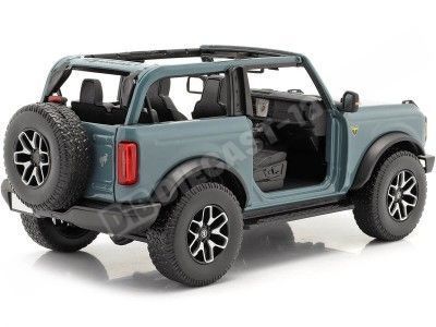 2021 Ford Bronco Badlands Sin Puertas Azul 1:18 Maisto 31457 2