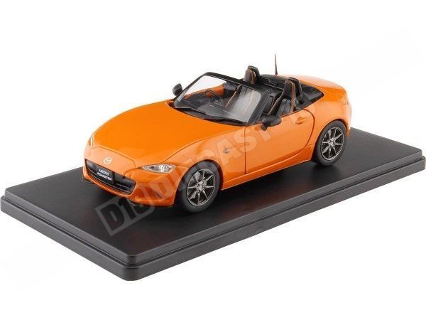 2019 Mazda MX-5 ND Naranja 1:24 WhiteBox 124178-O