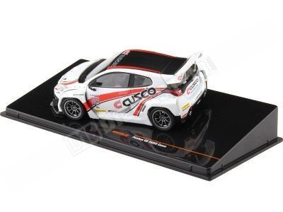 2022 Toyota GR Yaris Pandem Cusco Blanco/Rojo 1:43 IXO Models MOC32... 2