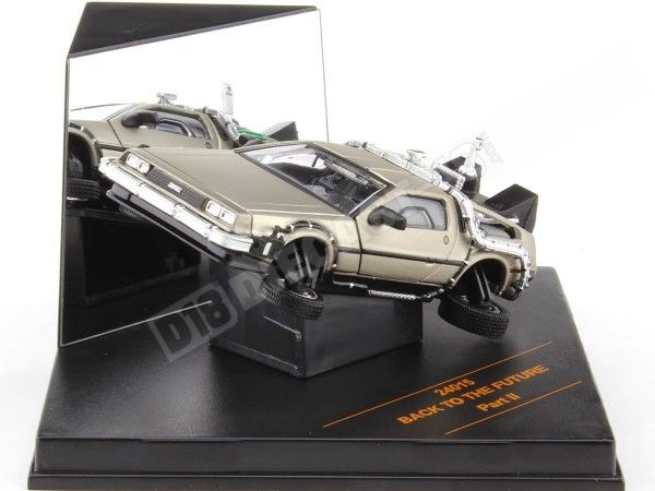 1989 DeLorean DMC 12 "Regreso al Futuro II" Versión Vuelo 1:43 Vite...