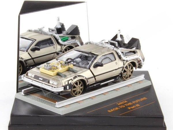 1990 DeLorean DMC 12 "Regreso al Futuro III" Sobre Railes 1:43 Vitesse 24014