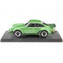 1974 Porsche 911 (930) Turbo Verde Metalizado 1:24 WhiteBox 124188