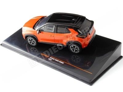 2022 Toyota Yaris Cross Naranja Metalizado/Negro 1:43 IXO Models CLC510N.22 2