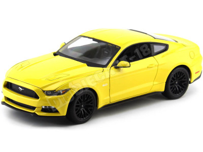 2015 Ford Mustang GT 5.0 Amarillo 1:18 Maisto 31197