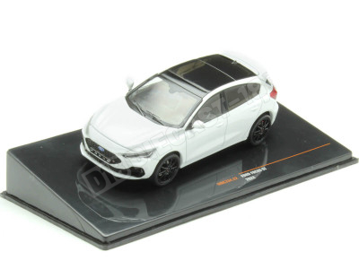 2022 Ford Focus ST Blanco 1:43 IXO Models MOC334.22