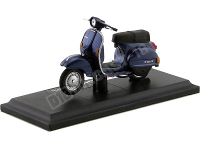 1978 Vespa P150X Azul 1:18 Maisto 39540-09