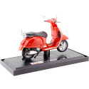 2017 Vespa Primavera GTS 300 Roja 1:18 Maisto 39540-16