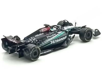 Réplica Mercedes F1 W15 E Nº63 de  George Russell - F1 2024 1:43 2
