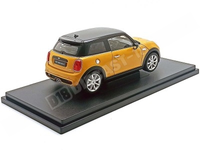 Réplica Coche Mini Cooper S Hatchback 1:18 Naranja/Negro - Welly 180 2