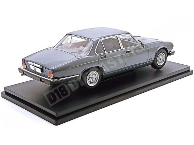 1979 Jaguar XJ SIII Sovereign 4.2 Rojo Metalizado 1:18 Cult Scale M... 2