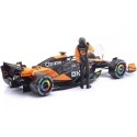 Réplica McLaren MCL38 Miami GP y figura Lando Norris F1 - 1:24 Bburago