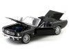 Cochesdemetal.es 1964 Ford Mustang 1-2 Cabrio Negro 1:18 Welly 12519