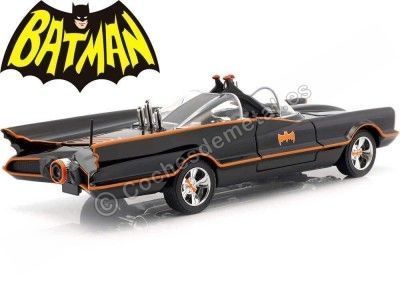 Cochesdemetal.es 1966 TV Series Batmobile con luces, Batman y Robin 1:18 Jada Toys 98625 253216001 2